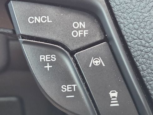 Used 2021 Ford Edge ST w/ Equipment Group 401A AWD/4WD image 16