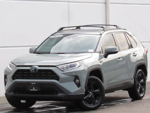 Used 2021 Toyota RAV4 XLE Premium AWD/4WD image 1