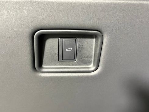 Used 2024 Land Rover Range Rover SE AWD/4WD image 28