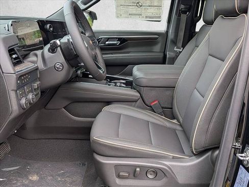 New 2026 Chevrolet Tahoe Premier w/ Sun And Tow Package AWD/4WD image 4