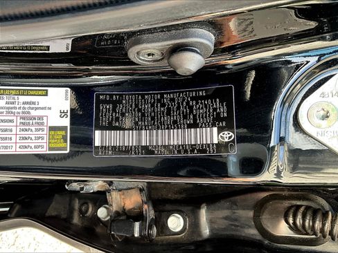 Used 2024 Toyota Corolla LE FWD image 19