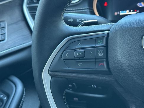 Used 2024 Jeep Grand Cherokee Limited w/ Trailer Tow Package image 26