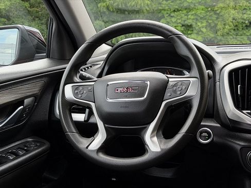 Used 2023 GMC Terrain SLE w/ Driver Convenience Package FWD image 12