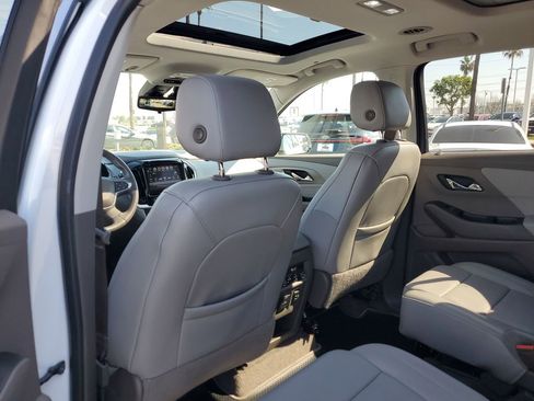 Used 2019 Chevrolet Traverse Premier w/ Driver Confidence II Package image 14