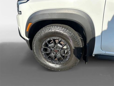 Used 2022 Nissan Frontier Pro-X w/ Pro-X Premium Package image 15