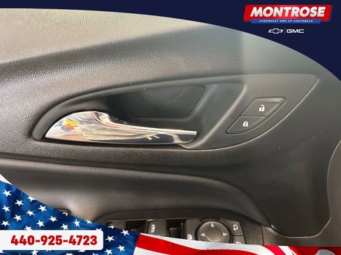 Used 2019 Chevrolet Equinox LT FWD image 10
