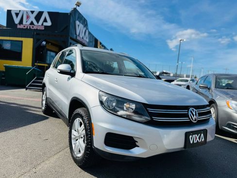 Used 2016 Volkswagen Tiguan S image 3