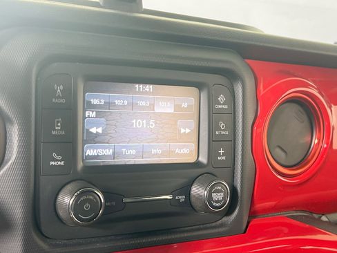 Used 2019 Jeep Wrangler Unlimited Sport S image 14