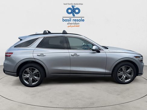 Used 2025 Genesis GV70 3.5T Sport AWD/4WD image 7