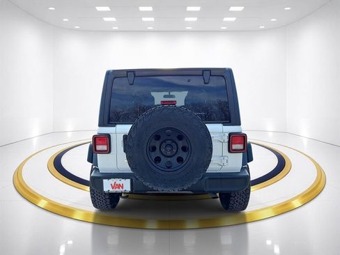 Used 2019 Jeep Wrangler Unlimited Sport S AWD/4WD image 7