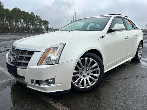 Used 2010 Cadillac CTS Premium image 2