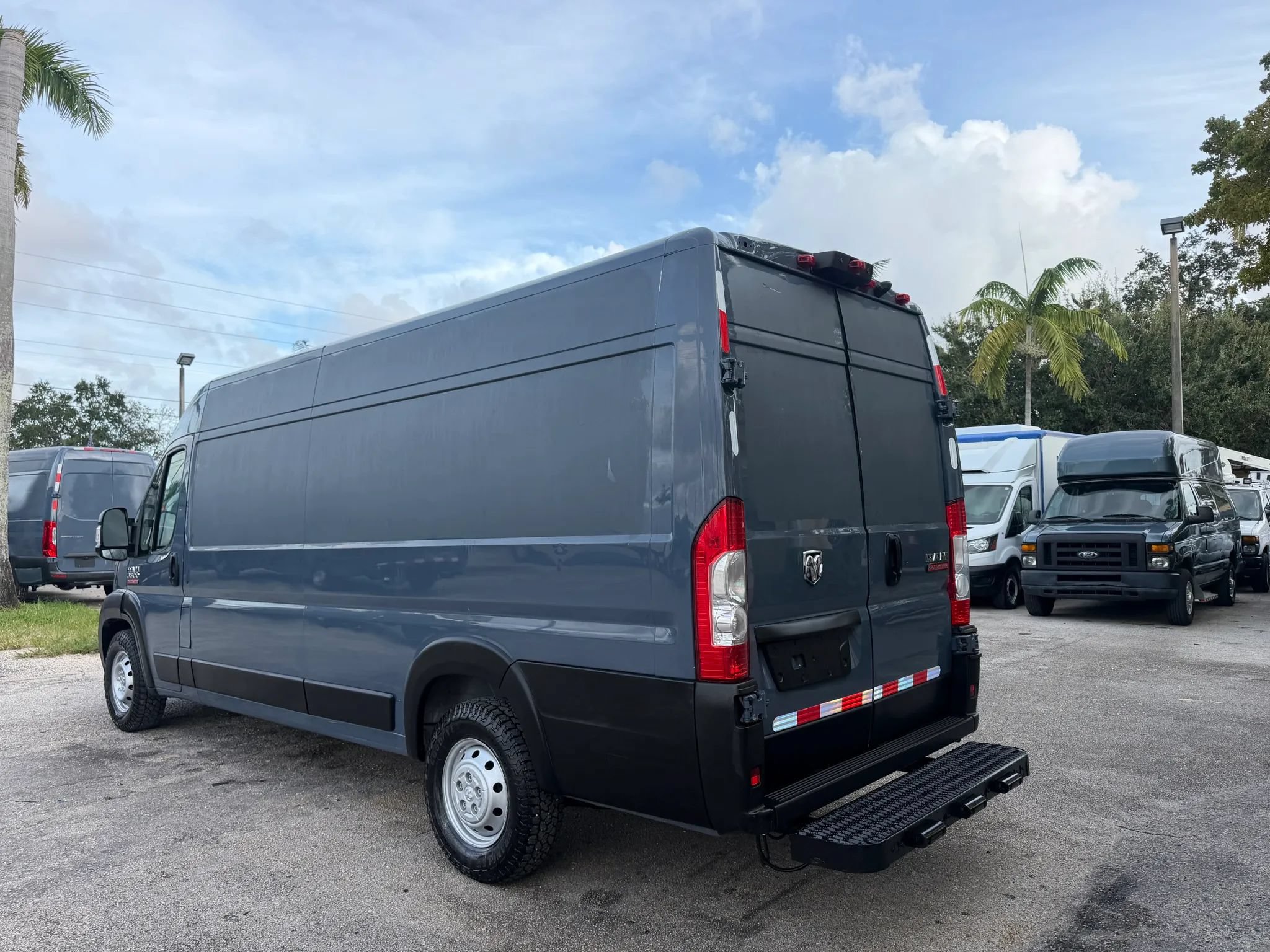 Used 2021 RAM ProMaster 3500 FWD image 3
