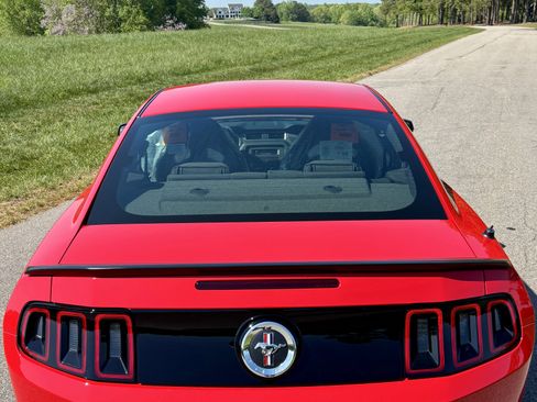 Used 2013 Ford Mustang Boss 302 w/ Boss 302 Accessory Pkg image 5