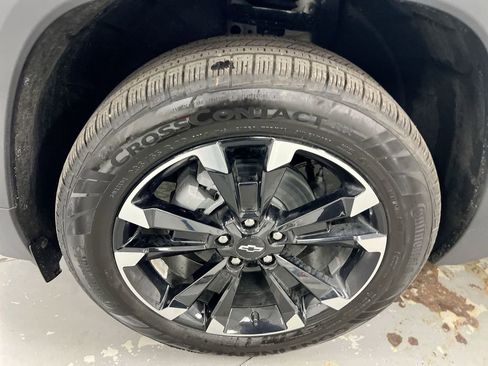 Used 2025 Chevrolet Equinox RS image 26