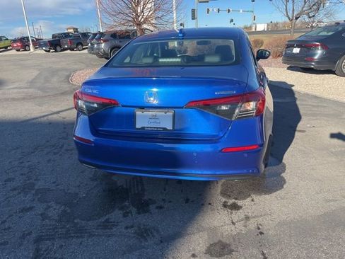 Certified 2022 Honda Civic Touring image 4