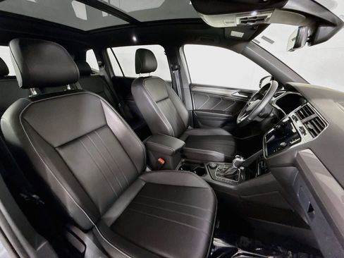 Certified 2024 Volkswagen Tiguan SE R-Line AWD/4WD image 26