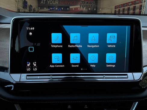 Used 2026 Volkswagen Atlas SE FWD image 34