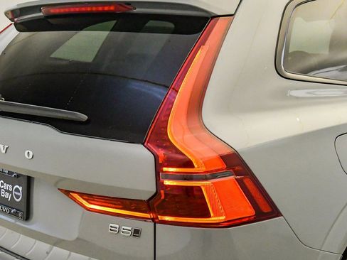 New 2026 Volvo XC60 B5 Ultra w/ Protection Package Premier AWD/4WD image 12