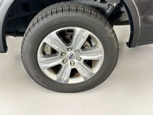 Used 2020 Ford F150 Platinum RWD image 11
