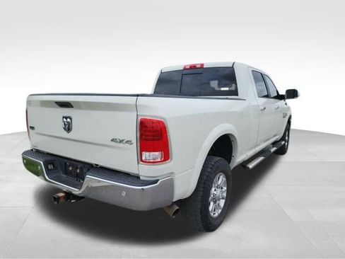 Used 2016 RAM 2500 Laramie w/ Convenience Group AWD/4WD image 3