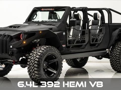 Used 2025 Jeep Gladiator Sport image 1