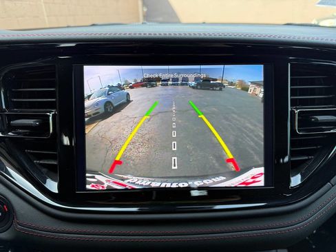 Used 2024 Dodge Durango GT AWD/4WD image 15
