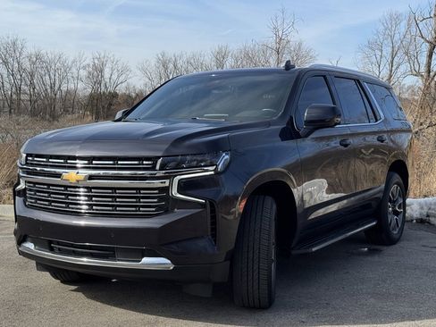 Used 2023 Chevrolet Tahoe LT image 3