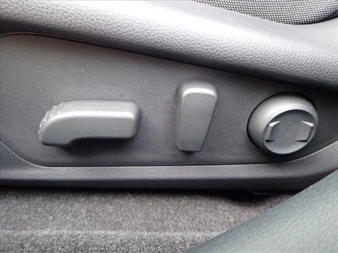 New 2026 Subaru Crosstrek 2.0i Premium image 12