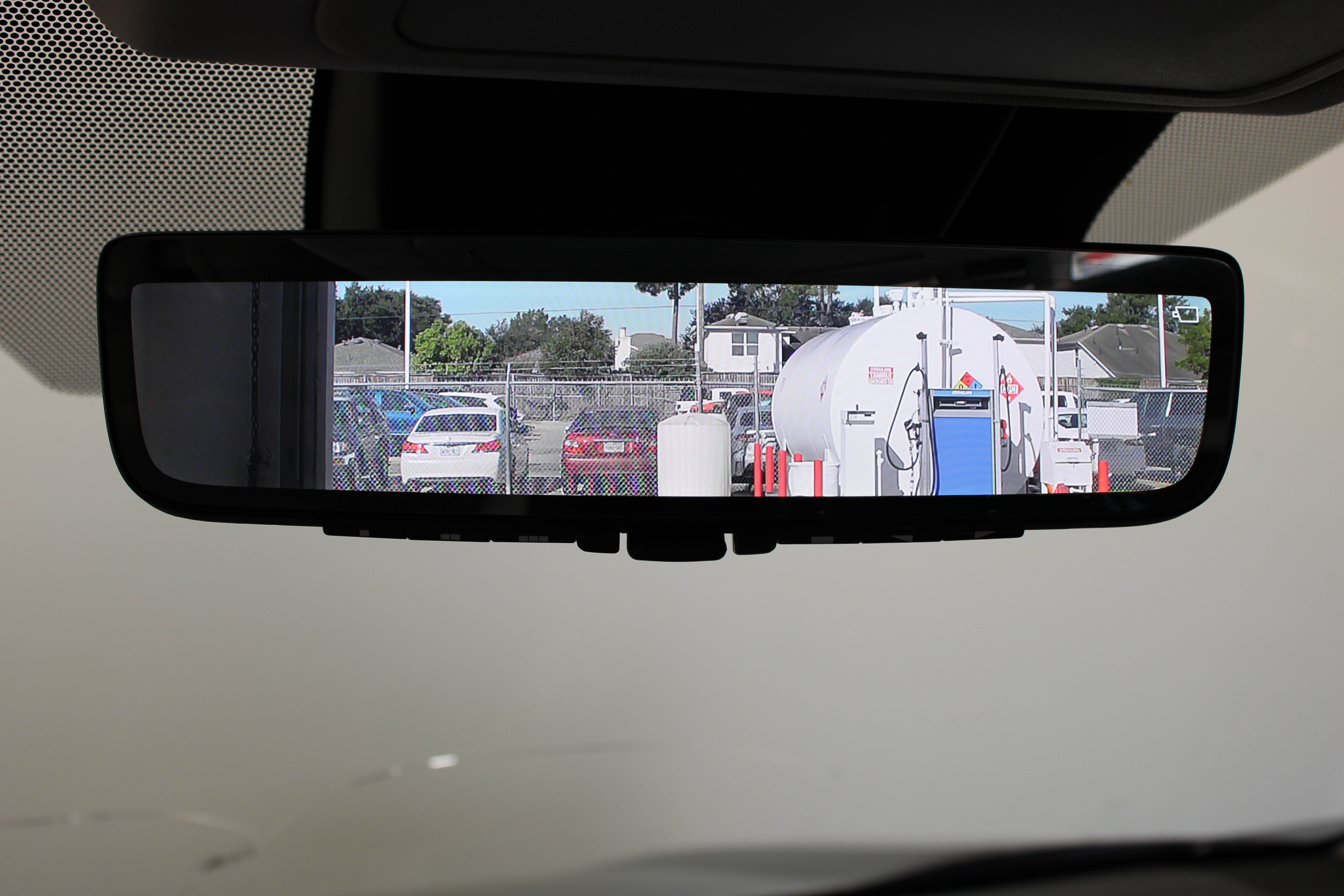 Used 2021 Toyota RAV4 XLE Premium FWD image 23