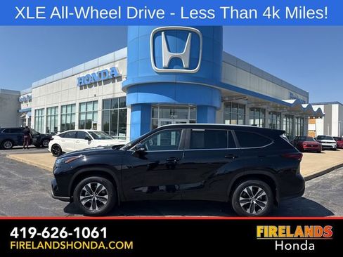 Used 2026 Toyota Highlander XLE AWD/4WD image 1