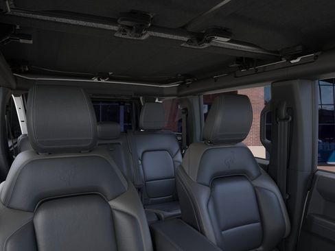 New 2026 Ford Bronco Outer Banks w/ Sasquatch Package AWD/4WD image 12