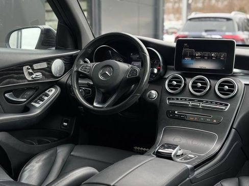 Used 2018 Mercedes-Benz GLC 300 4MATIC image 57