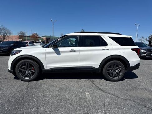 New 2026 Ford Explorer ST AWD/4WD image 2