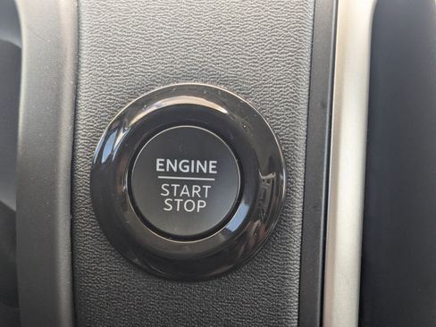 Used 2025 Ford Expedition Active RWD image 37