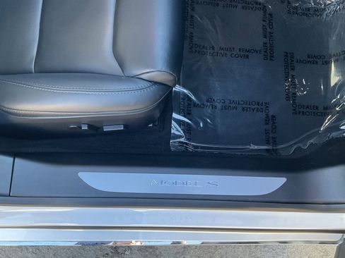 Used 2021 Tesla Model S Long Range Plus image 65