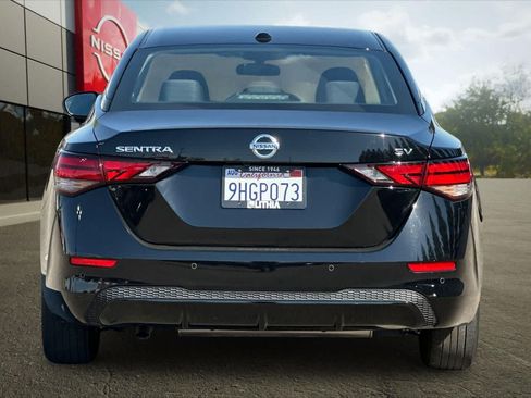 Certified 2023 Nissan Sentra SV FWD image 7