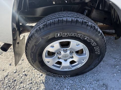 Used 2011 Toyota Tacoma 4x4 Access Cab image 24