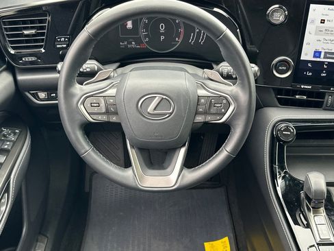 Certified 2023 Lexus NX 250 FWD image 11