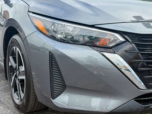 Used 2025 Nissan Sentra SV w/ All-Weather Package FWD image 3