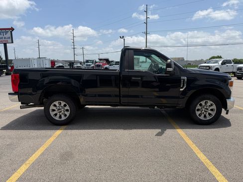 Used 2020 Ford F250 XL w/ STX Appearance Package RWD image 9
