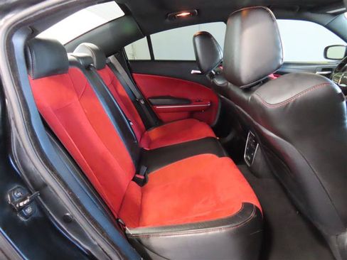 Used 2022 Dodge Charger Scat Pack RWD image 32