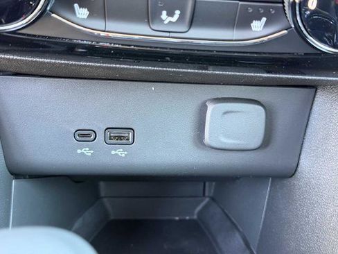 New 2026 Buick Encore GX Sport Touring image 7