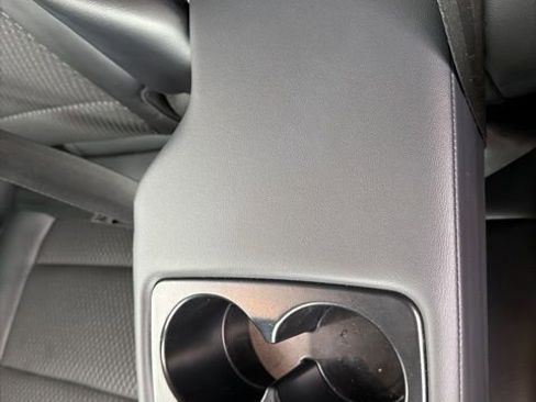 Used 2023 Ford Escape SE w/ Class II Trailer Tow Package image 15