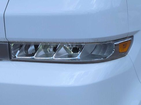 Used 2024 Chevrolet Brightdrop 400 w/ Commercial Equipment Package AWD/4WD image 11