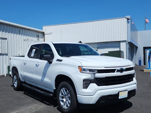 New 2026 Chevrolet Silverado 1500 RST w/ Z71 Off-Road Package AWD/4WD image 7