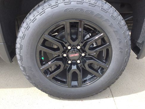 New 2026 GMC Sierra 1500 Elevation w/ Elevation Premium Package AWD/4WD image 6