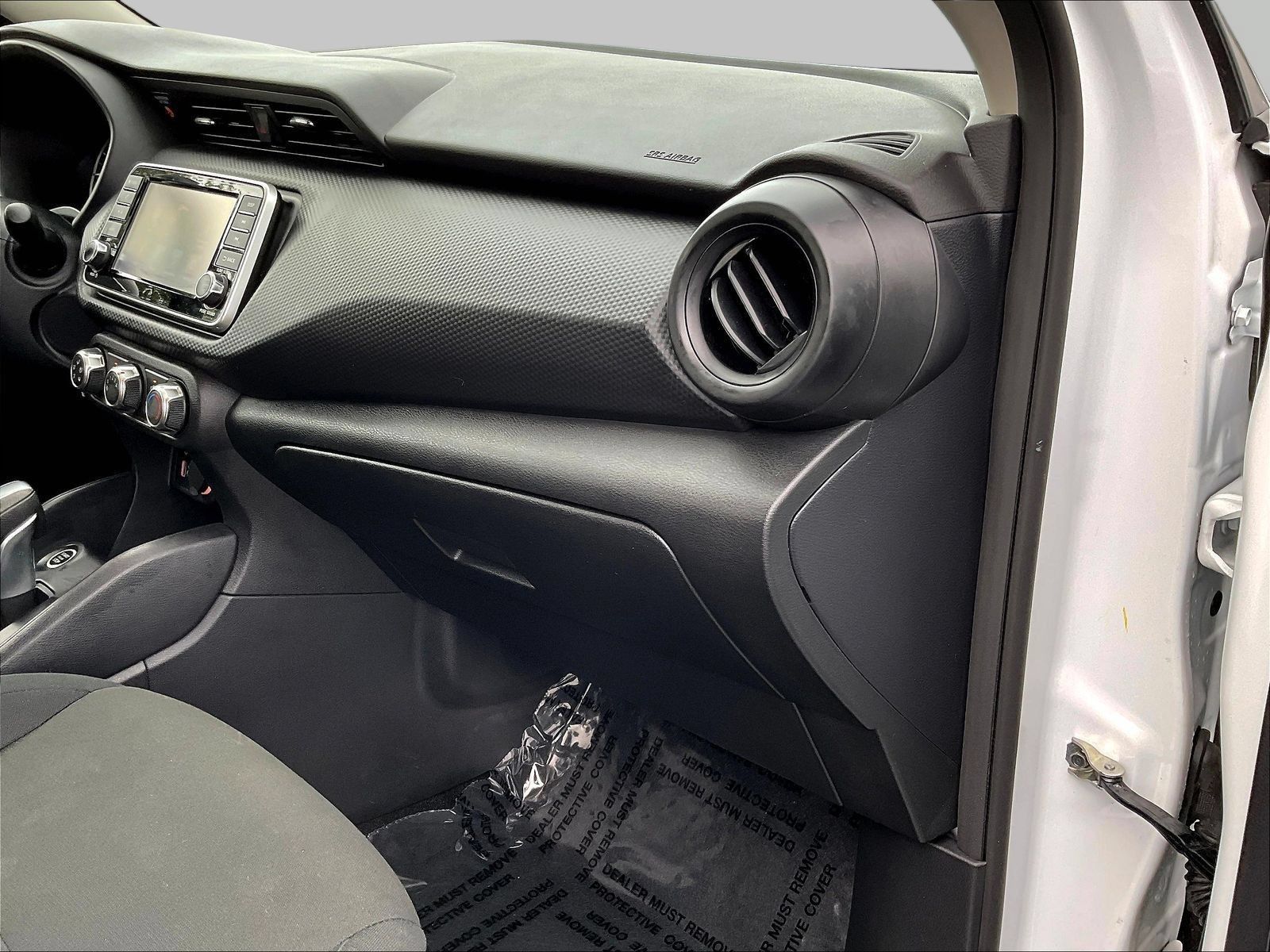 Used 2025 Nissan Kicks Play S FWD image 29