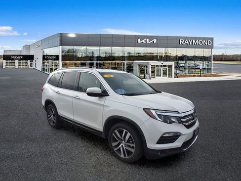 Used 2018 Honda Pilot Elite image 10