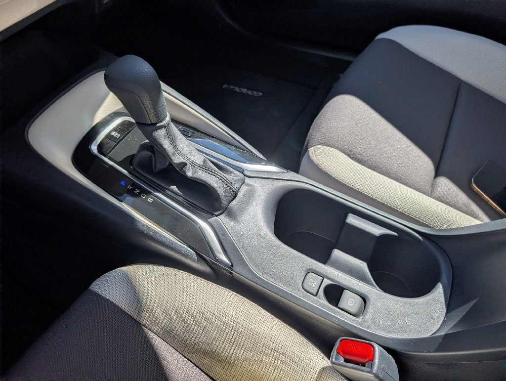 New 2027 Toyota Corolla LE FWD image 17
