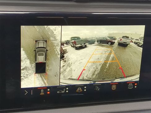 Used 2024 GMC Sierra 1500 AT4 w/ Technology Package image 34